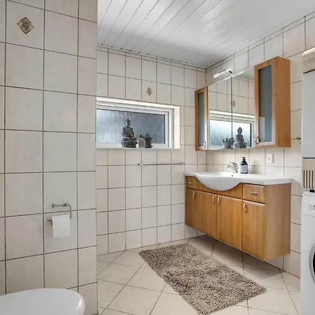 Casa vacanze 3 Bedroom Stunning In Sjolund